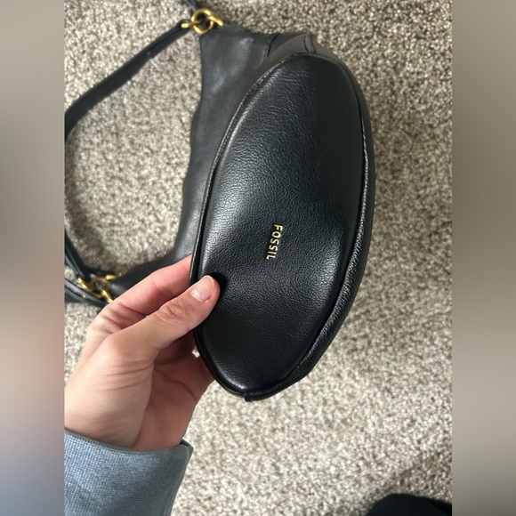 Black Fossil Leather Bucket Bag - Picture 3 of 6